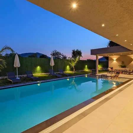 Gaia House 1 Vila *